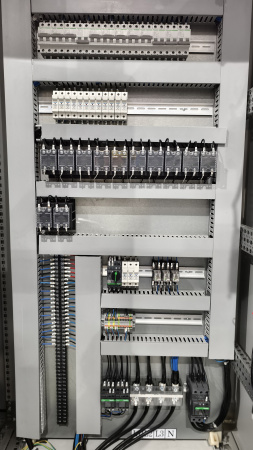 HSE-2L экструзионно-выдувная машина