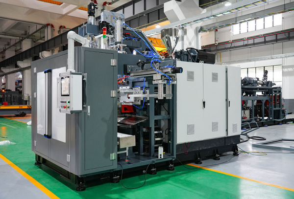 HSE II-2L экструзионно-выдувная машина